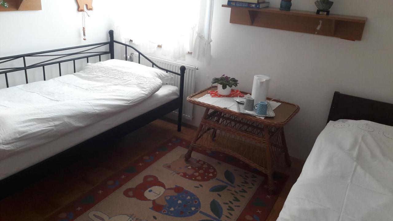 B&B Cerne Polhov Gradec Exterior photo